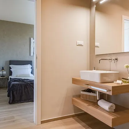 Arestea Near Pula With Sea View, Wellness & Playground