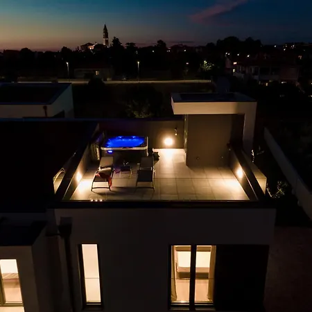 Vila Arestea Near Pula With 35 M2 Heated Pool, Sea View, Wellness & Kids Playground Vodnjan
