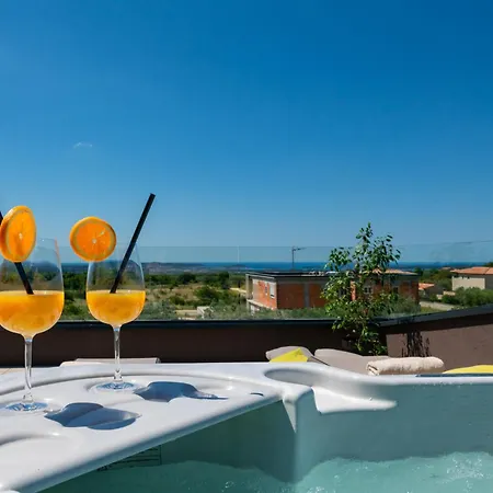 Vila Arestea Near Pula With 35 M2 Heated Pool, Sea View, Wellness & Kids Playground