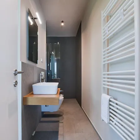 Arestea Near Pula With 35 M2 Heated Pool, Sea View, Wellness & Kids Playground Vila Vodnjan
